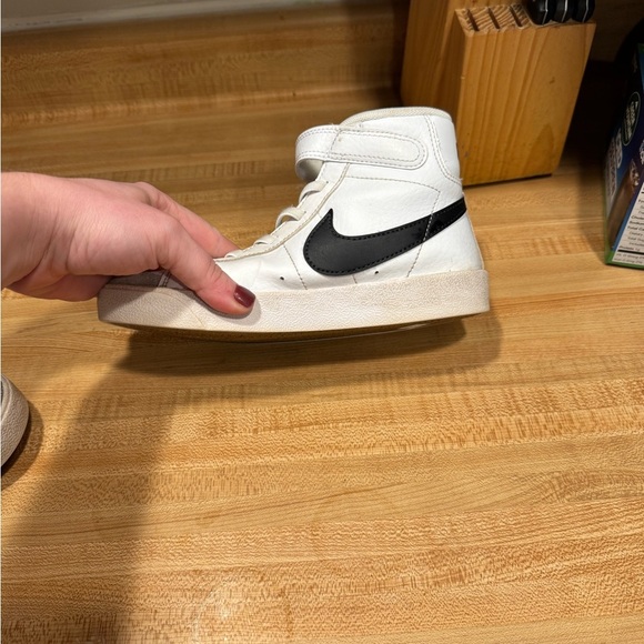 Kids Nike Blazer Mid '77 High Top Sneaker​ - Picture 7 of 11